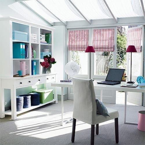 Small apartment home office setup