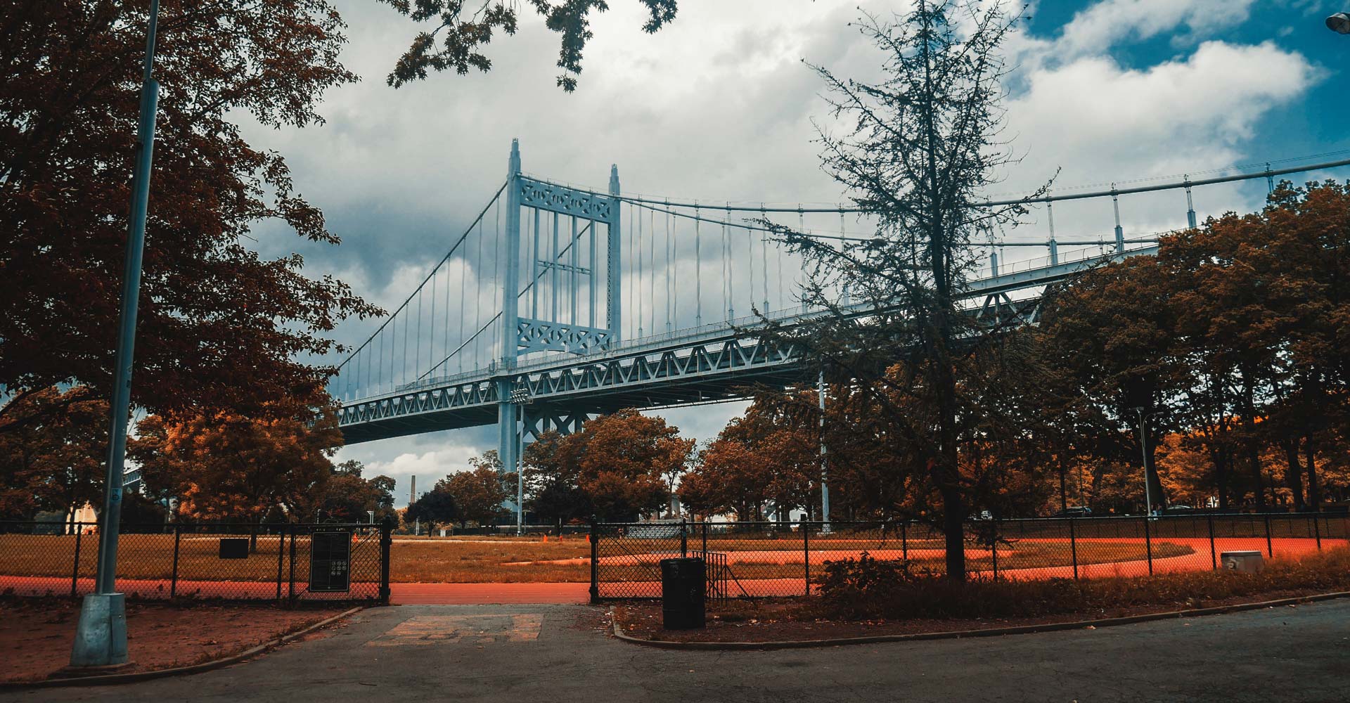 Astoria Queens Park Running Trail & Bridge Astoria Queens Bridge