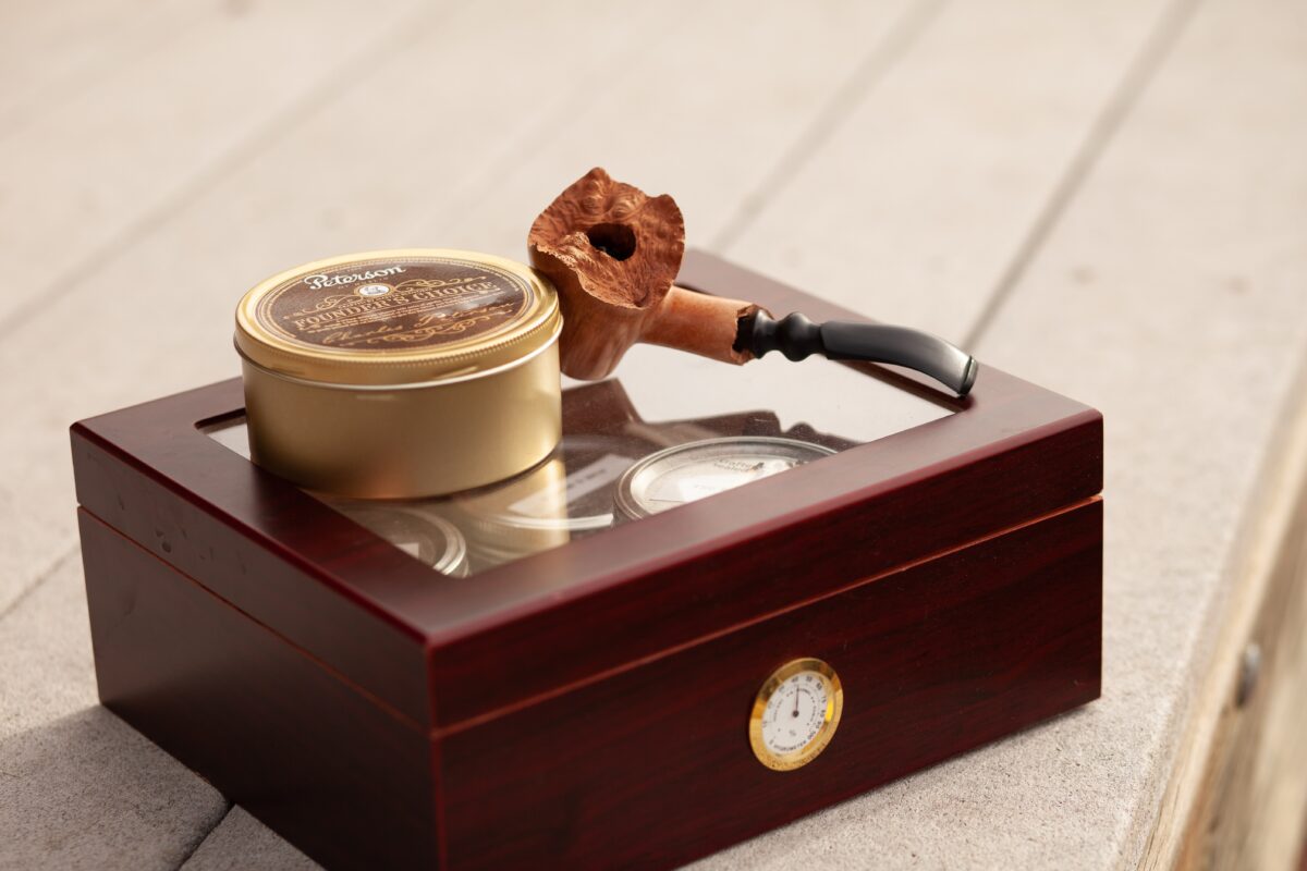 Using a seasoned humidor is the best way to store your cigars at home